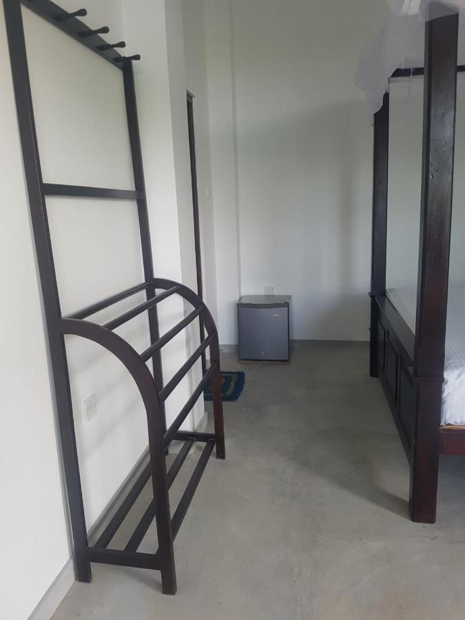 Waves Hiri Hotel Dikwella Luaran gambar