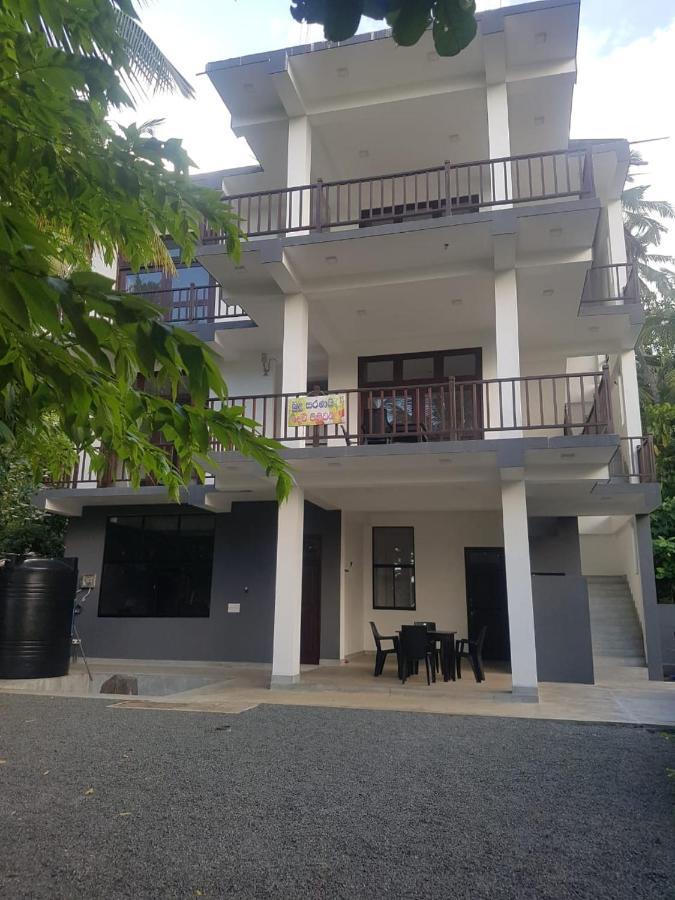 Waves Hiri Hotel Dikwella Luaran gambar