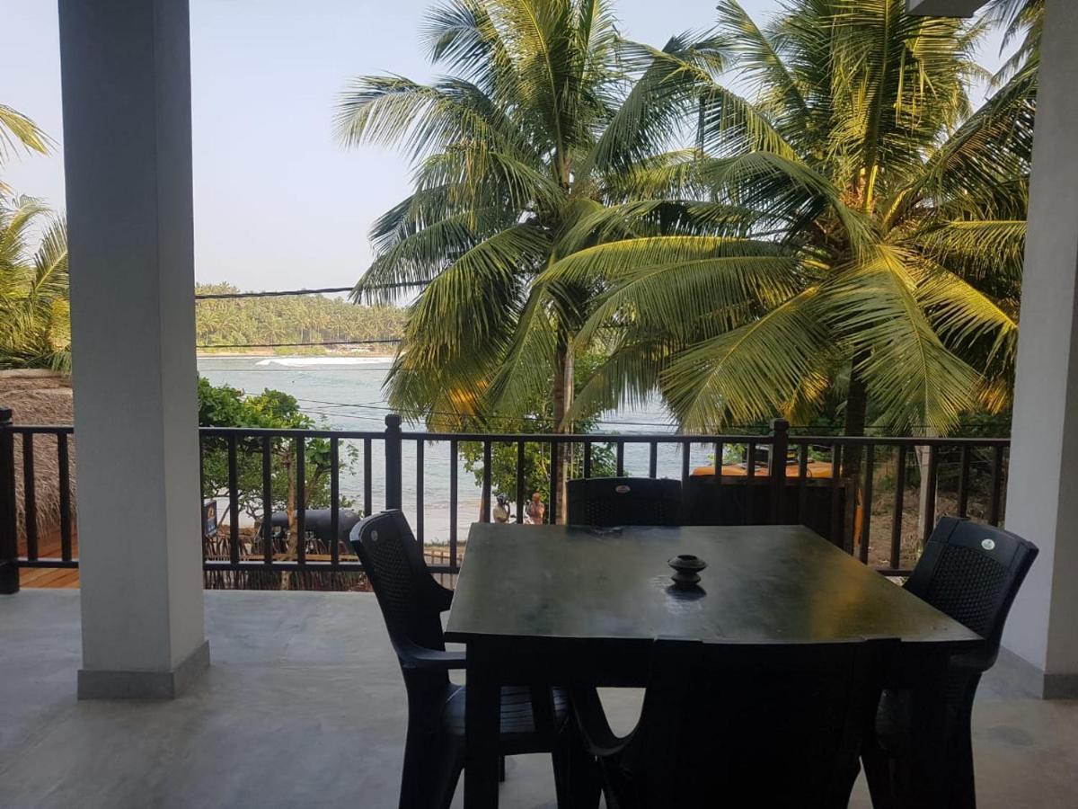 Waves Hiri Hotel Dikwella Luaran gambar
